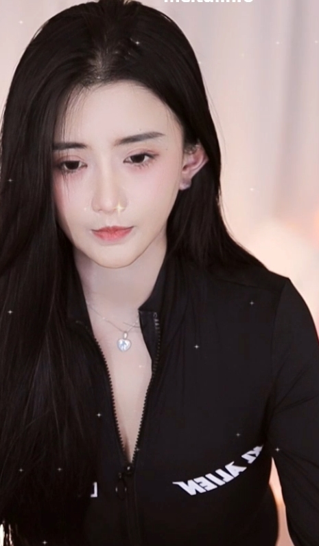 猫扑神乳古阿扎惹火作品32片42.9G珍藏版