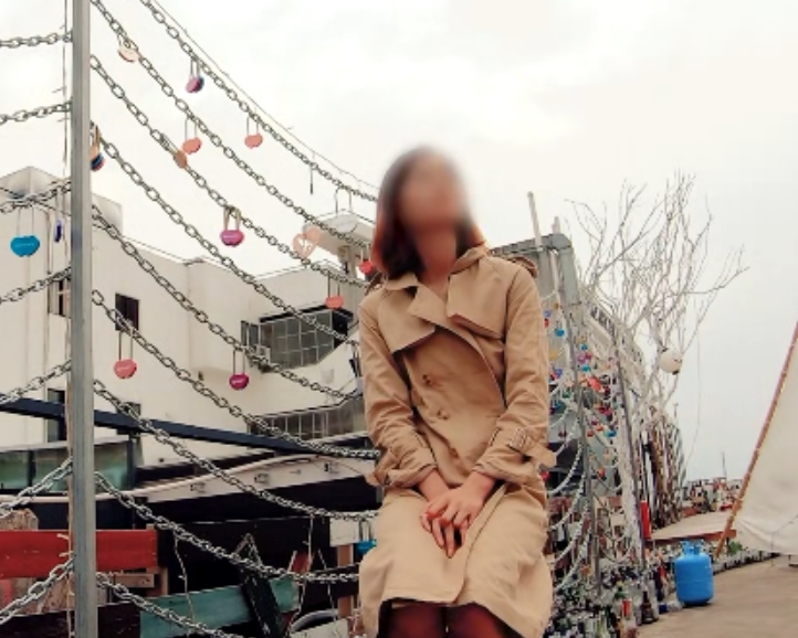 推特神作FSS冯珊珊私拍劲爆大补包44G44套