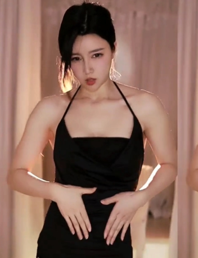 毒毒呢热舞合集CC直播21V4G惊艳