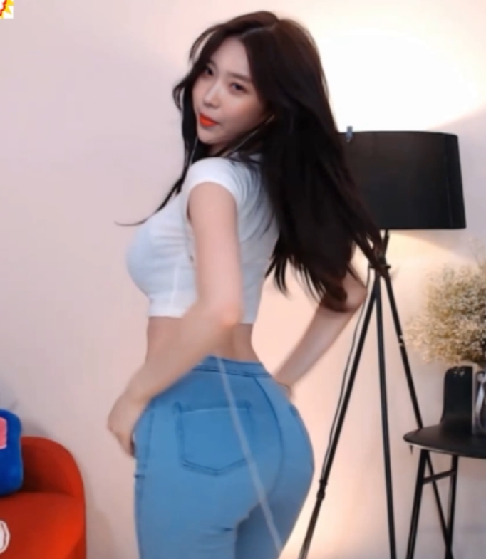 程潇Lisa劲爆舞台作品合集56部韩娱群星热舞某处若隐若现