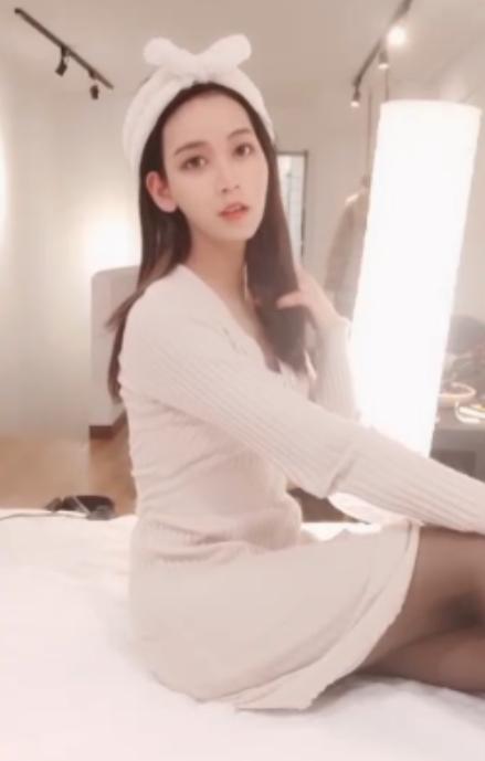 花椒主播VIP土豪定制秀场23G百位主播火热资源合集