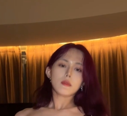 是桃子吖互动集锦50部伪娘颜值嘴艺交流7.8G珍藏版