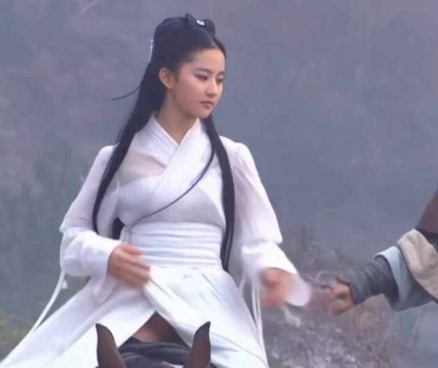 推特小龙女魔改视频88部50G湿身诱惑