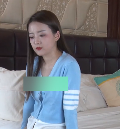 英英清纯酒店私拍1部135m太诱人