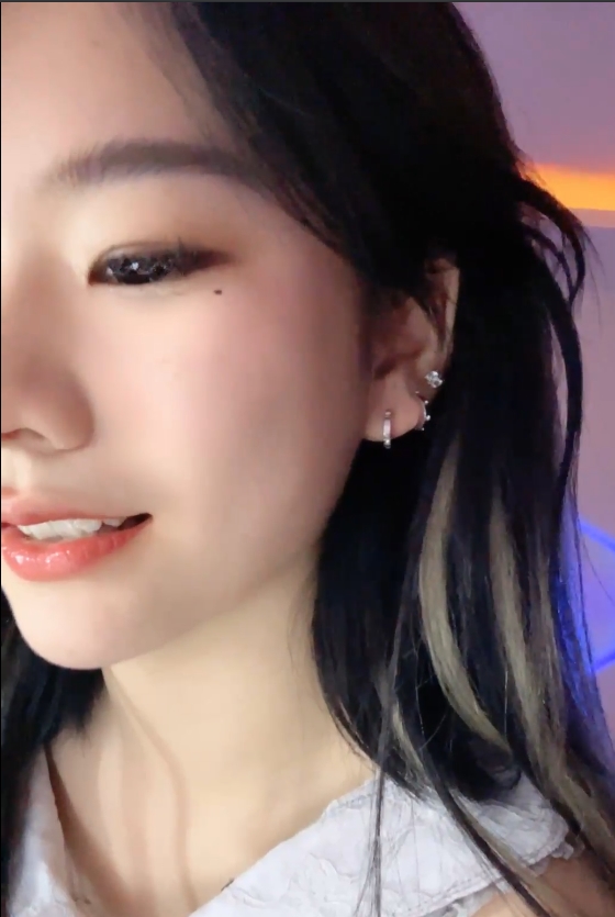 琪琪半糖定制热舞合集52v5.1G太撩人