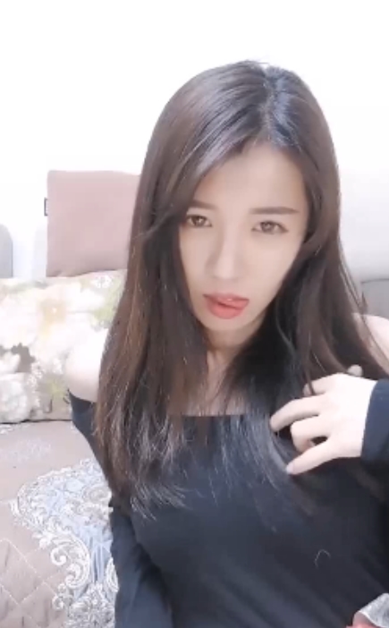 直播菲菲合集38G补档太润了