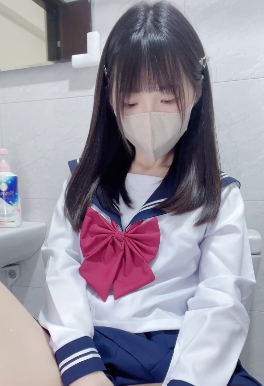 猫薄荷清纯福利姬蜜桃视频71部18.8G