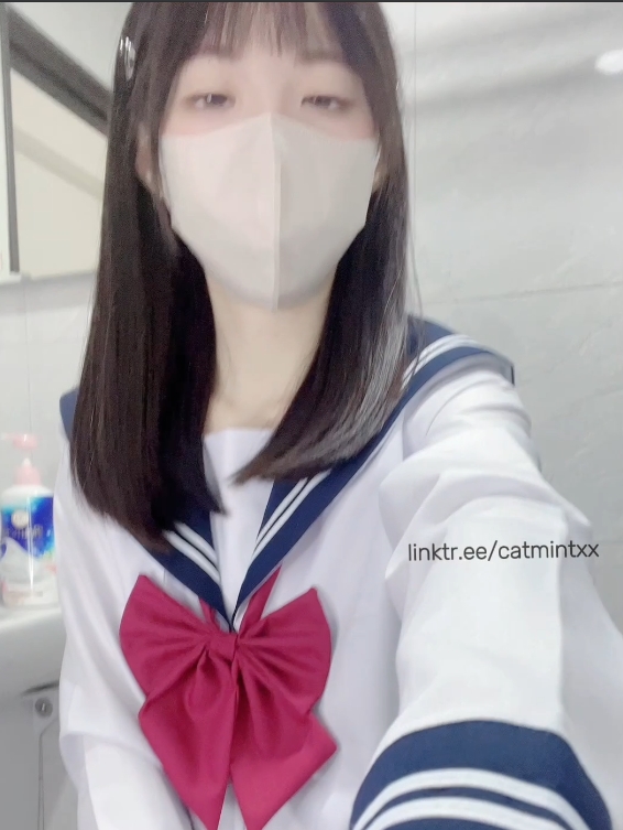 猫薄荷清纯福利姬蜜桃视频71部18.8G