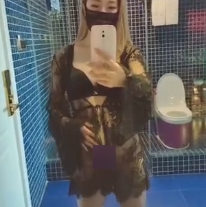 蜜桃吖英语老师私密课程珍藏版多部6.64G