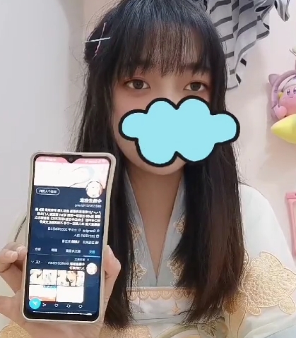 抖音冷妹无表情热舞1v265M曲线太吸睛