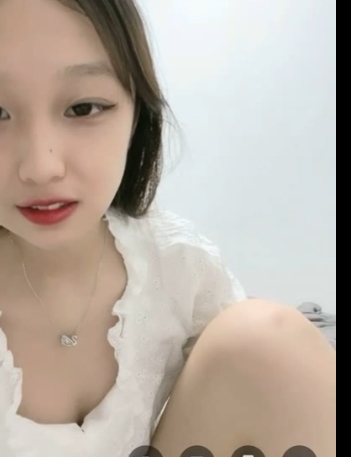 小妲己李溪研7月私密热舞8V3.2G骚气弥漫