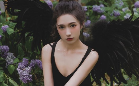 qq号自助卖号卡盟平台,怎样使用自助取号机取卡？