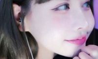 阿黑颜盯榨挑战系列：依婷~可爱二次元cos反差萌妹白眼合集[22V+833M][百度盘]